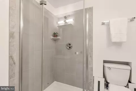 Bath - 1907 Forest Dale Dr, Silver Spring, MD 20903 photo 3 of 9