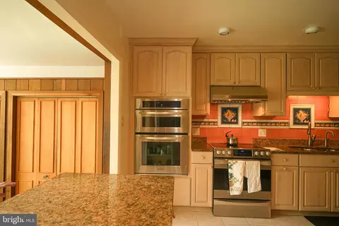 Kitchen - 1205 Spotswood Dr, Silver Spring, MD 20905 photo 2 of 3