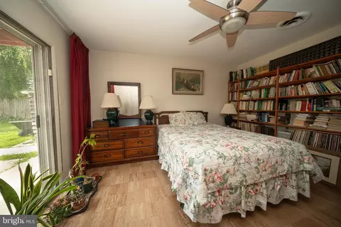Bedroom - 1205 Spotswood Dr, Silver Spring, MD 20905 photo 2 of 5