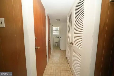 Entry Way - 1205 Spotswood Dr, Silver Spring, MD 20905 photo 5 of 6