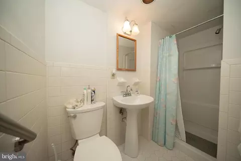 Bath - 1205 Spotswood Dr, Silver Spring, MD 20905 photo 1 of 4
