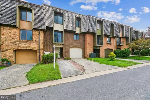 9507 Fern Hollow Way, Montgomery Village, MD 20886