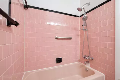 Bath - 10313 Conover Dr, Silver Spring, MD 20902 photo 3 of 5