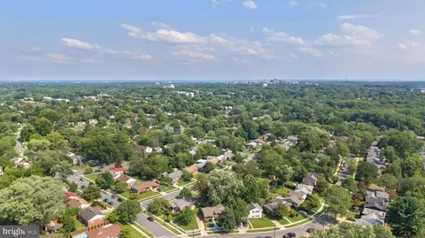 View/Area - 10313 Conover Dr, Silver Spring, MD 20902 photo 4 of 6