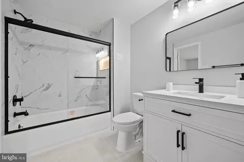 Bath - 3115 Benton Square Dr, Olney, MD 20832 photo 2 of 2