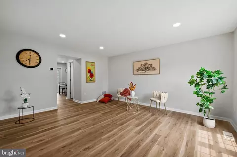 Entry Way - 3115 Benton Square Dr, Olney, MD 20832 photo 1 of 3