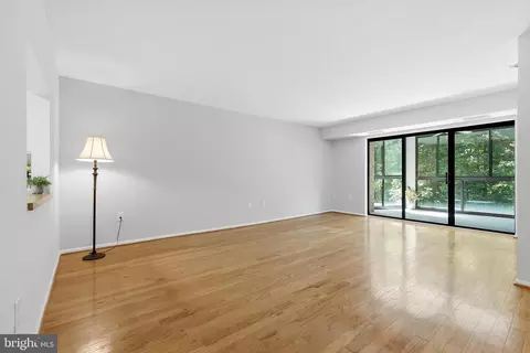 Living - 15115 Interlachen Dr #3-524, Silver Spring, MD 20906 photo 1 of 3