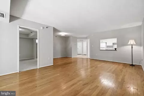 Living - 15115 Interlachen Dr #3-524, Silver Spring, MD 20906 photo 4 of 5