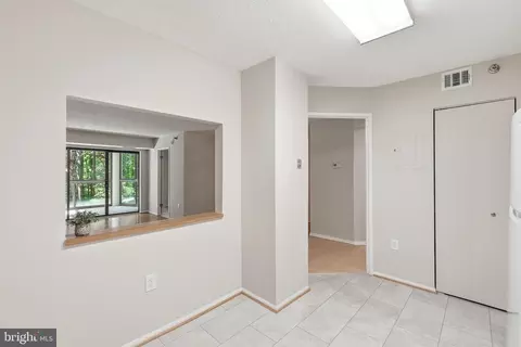 Entry Way - 15115 Interlachen Dr #3-524, Silver Spring, MD 20906 photo 1 of 5