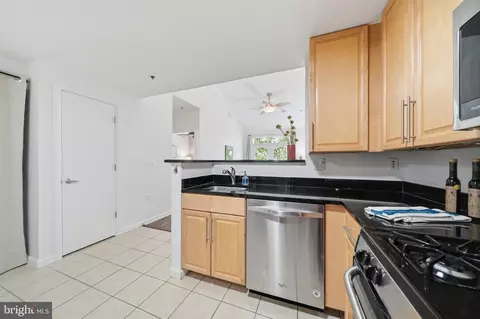 Kitchen - 1201 E West Hwy #418, Silver Spring, MD 20910 photo 5 of 5