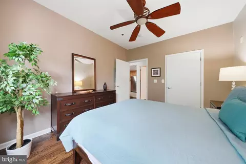 Bedroom - 1201 E West Hwy #418, Silver Spring, MD 20910 photo 3 of 5