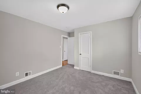 Bedroom - 11102 Bucknell Dr, Silver Spring, MD 20902 photo 3 of 4