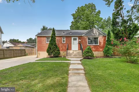 Exterior - 11102 Bucknell Dr, Silver Spring, MD 20902 photo 2 of 6