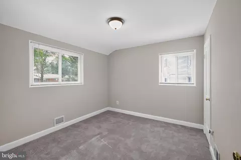 Bedroom - 11102 Bucknell Dr, Silver Spring, MD 20902 photo 2 of 4