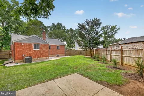 Exterior - 11102 Bucknell Dr, Silver Spring, MD 20902 photo 4 of 6