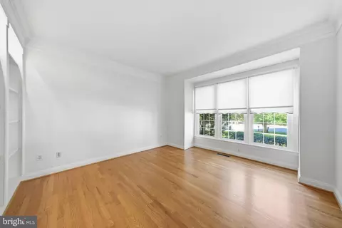 Living - 13621 Montvale Dr, Silver Spring, MD 20904 photo 6 of 12