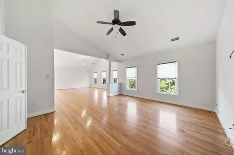 Living - 13621 Montvale Dr, Silver Spring, MD 20904 photo 9 of 12