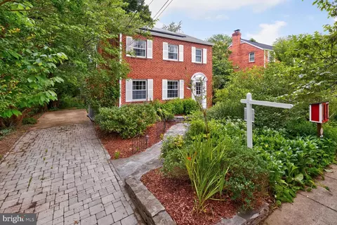 Exterior - 2611 Arvin St, Silver Spring, MD 20902 photo 5 of 18