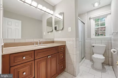 Bath - 13316 Old Forge Rd, Silver Spring, MD 20904 photo 1 of 2