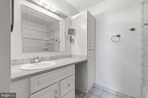 Bath - 12 Catoctin Ct, Silver Spring, MD 20906 photo 1 of 1