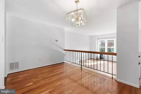 Living - 12 Catoctin Ct, Silver Spring, MD 20906 photo 5 of 10