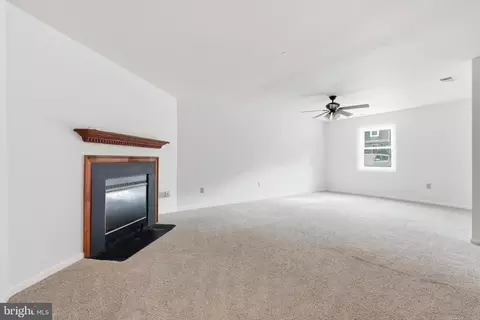 Living - 12 Catoctin Ct, Silver Spring, MD 20906 photo 9 of 10