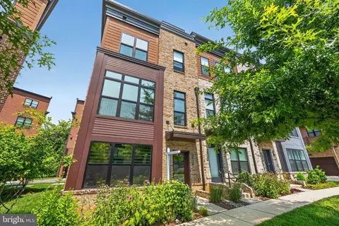 3410 Wood Aster Pl, Rockville, MD 20852