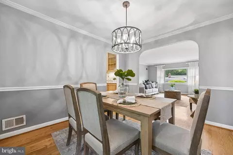 Dining - 1121 Tanley Rd, Silver Spring, MD 20904 photo 3 of 4