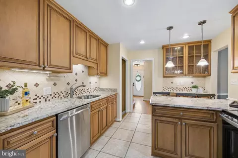 Kitchen - 1121 Tanley Rd, Silver Spring, MD 20904 photo 2 of 3