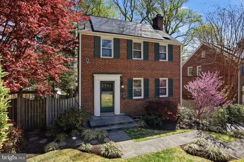 Exterior - 10211 Sutherland Rd, Silver Spring, MD 20901 photo 11 of 16