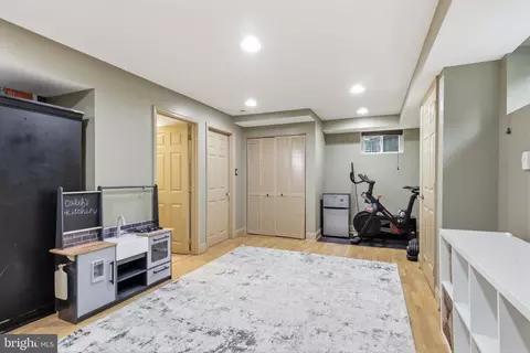 Other - 10211 Sutherland Rd, Silver Spring, MD 20901 photo 5 of 15