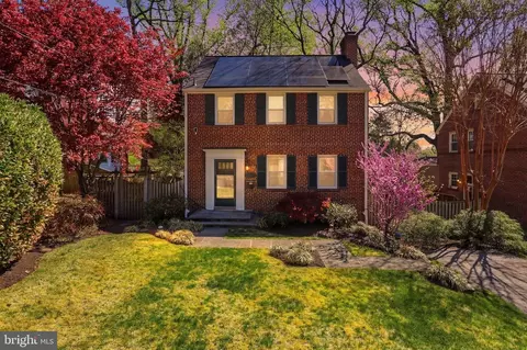 Exterior - 10211 Sutherland Rd, Silver Spring, MD 20901 photo 14 of 16