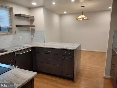 3576 Chiswick Ct #2C, Silver Spring, MD 20906 photo 2