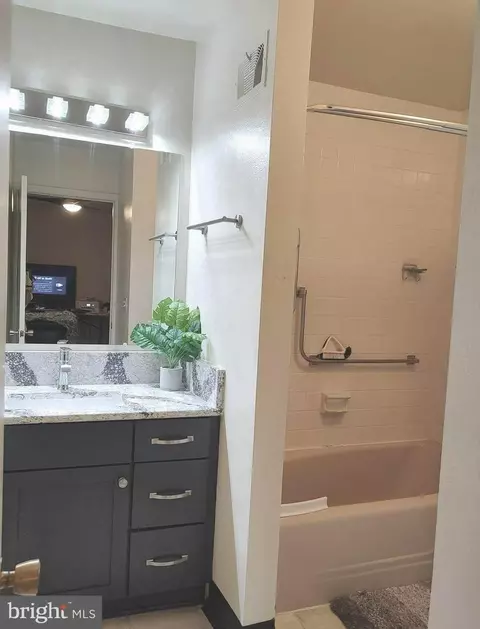 3576 Chiswick Ct #2C, Silver Spring, MD 20906 photo 11
