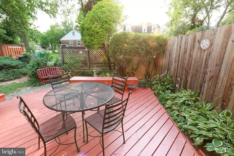 Exterior - 10704 Lester St, Silver Spring, MD 20902 photo 4 of 5