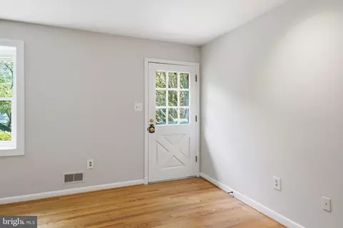 Entry Way - 122 E Deer Park Dr, Gaithersburg, MD 20877 photo 1 of 2