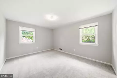 Bedroom - 122 E Deer Park Dr, Gaithersburg, MD 20877 photo 1 of 12