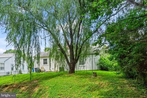 Exterior - 2706 Terrapin Rd, Silver Spring, MD 20906 photo 2 of 3