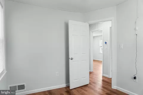 Entry Way - 2706 Terrapin Rd, Silver Spring, MD 20906 photo 1 of 5