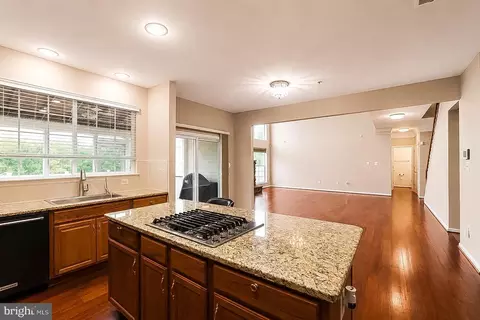 Kitchen - 18305 Bubbling Spring Ter, Boyds, MD 20841 photo 2 of 4