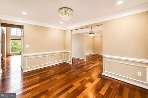 Living - 18305 Bubbling Spring Ter, Boyds, MD 20841 photo 10 of 14