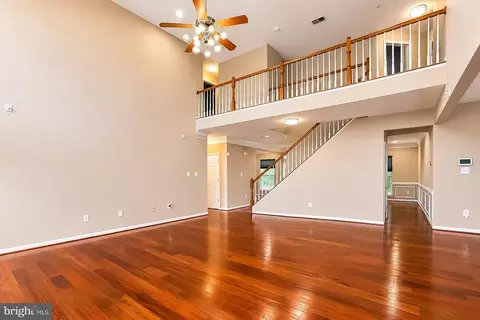 Living - 18305 Bubbling Spring Ter, Boyds, MD 20841 photo 5 of 14