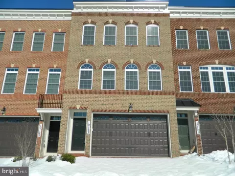 10123 Wootton Crest Way, Rockville, MD 20850