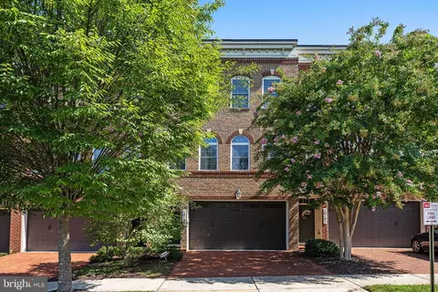 10123 Wootton Crest Way, Rockville, MD 20850