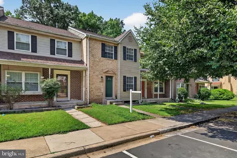 19606 White Saddle Dr, Germantown, MD 20874
