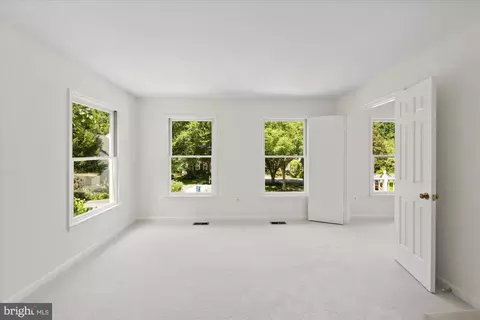 Living - 13242 Osterport Dr, Silver Spring, MD 20906 photo 6 of 6