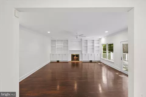 Living - 13242 Osterport Dr, Silver Spring, MD 20906 photo 3 of 6