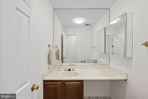 Bath - 13242 Osterport Dr, Silver Spring, MD 20906 photo 1 of 6