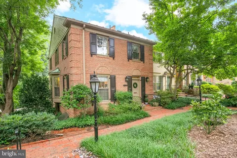 5115 Westbard Ave #1, Bethesda, MD 20816