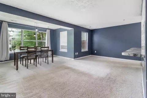 Living - 14101 Fall Acre Ct #3-22, Silver Spring, MD 20906 photo 1 of 2